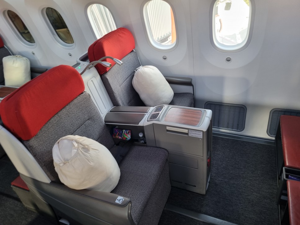 My Review Of LATAM B787 Business Class | Verylvke